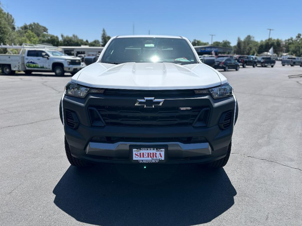 new 2025 Chevrolet Colorado car, priced at $43,107