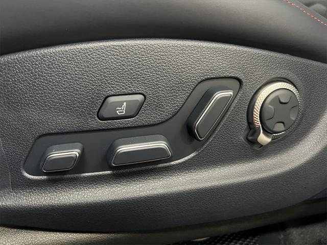 new 2025 Genesis GV80 Coupe car, priced at $85,038