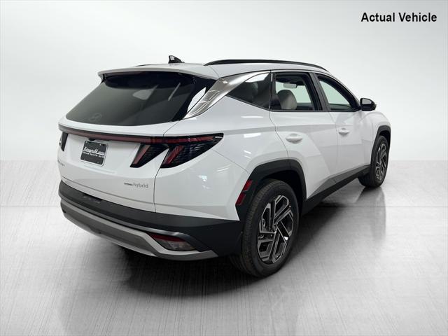 new 2025 Hyundai TUCSON Hybrid car, priced at $41,611
