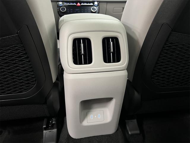 new 2025 Hyundai TUCSON Hybrid car, priced at $41,611
