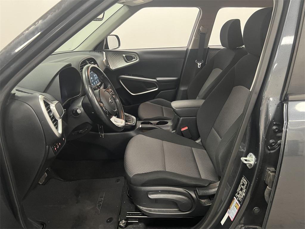 used 2020 Kia Soul car, priced at $17,293