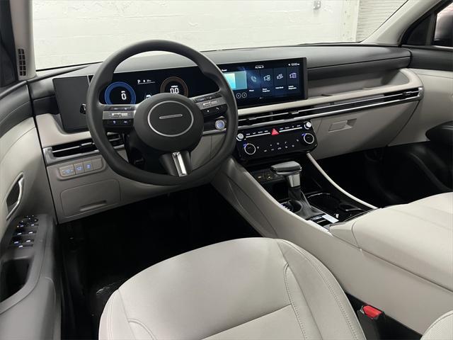 new 2025 Hyundai Tucson car, priced at $30,233