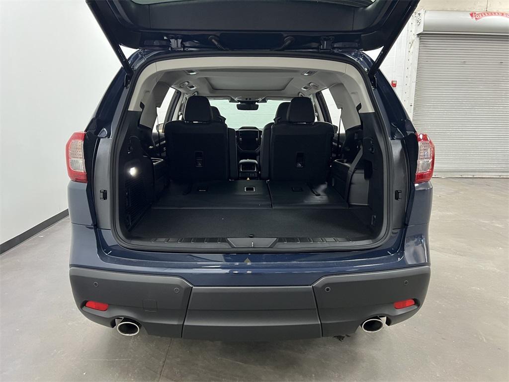 new 2025 Subaru Ascent car, priced at $49,913