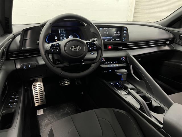 new 2025 Hyundai Elantra car, priced at $22,892