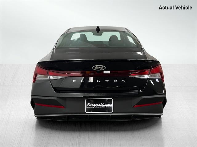 new 2025 Hyundai Elantra car, priced at $22,892