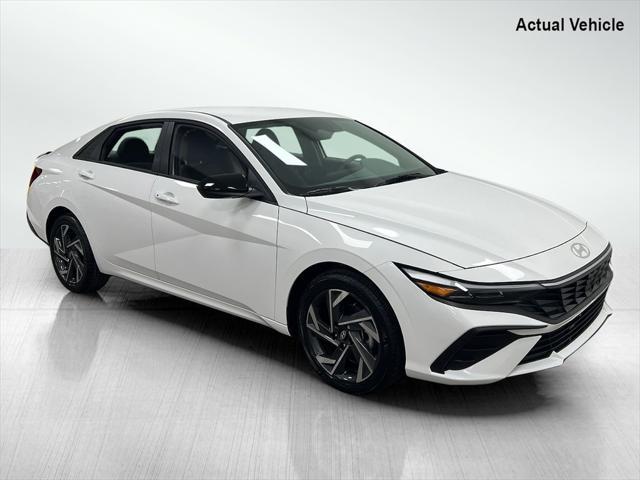 new 2025 Hyundai Elantra car, priced at $22,881