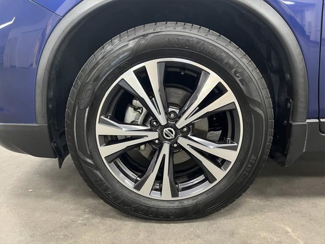 used 2019 Nissan Rogue car, priced at $15,295