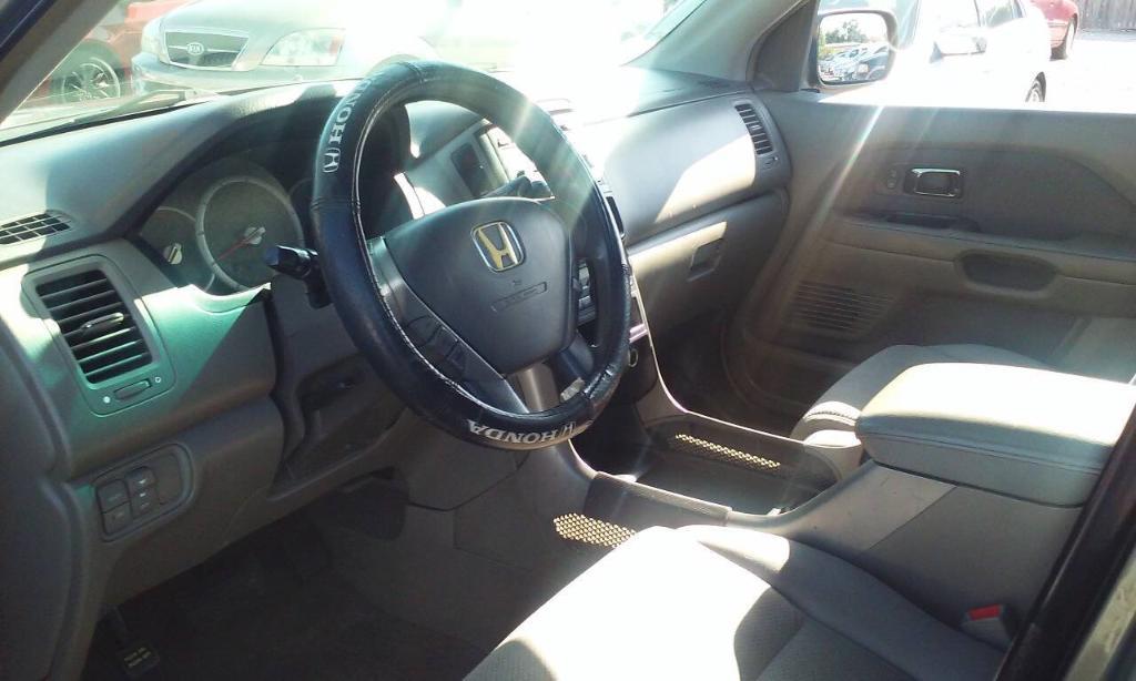 used 2007 Honda Pilot car, priced at $3,988