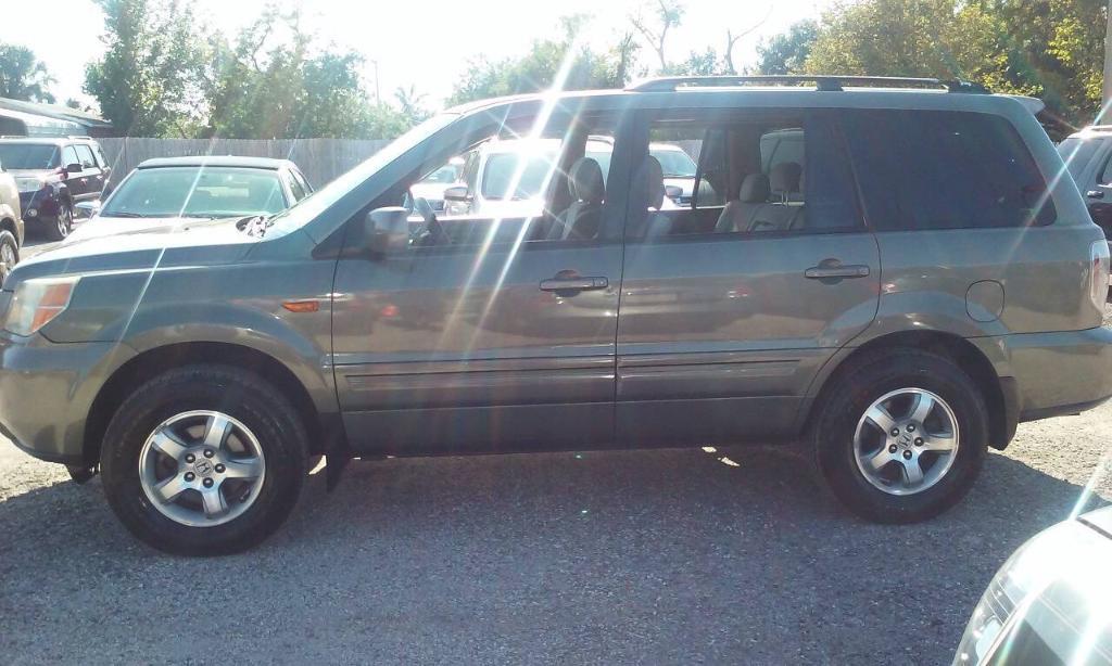 used 2007 Honda Pilot car, priced at $3,988