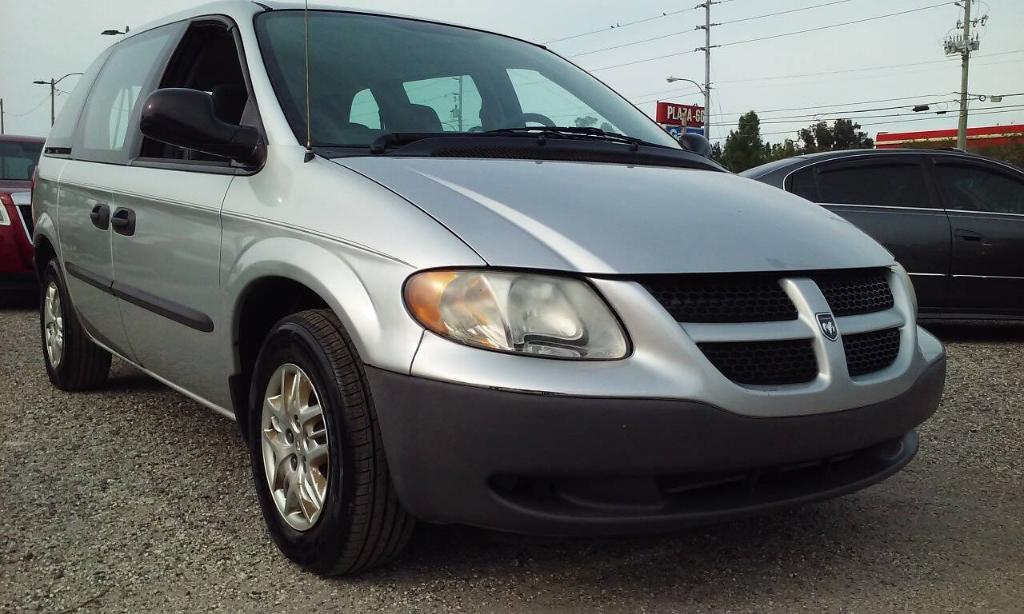 used 2004 Dodge Caravan car, priced at $3,998