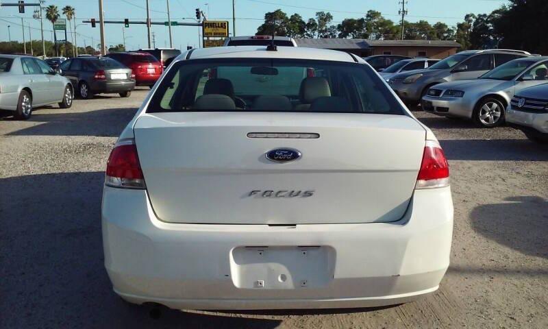 used 2010 Ford Focus car, priced at $3,888