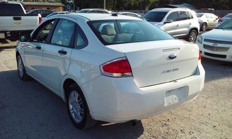 used 2010 Ford Focus car, priced at $3,888