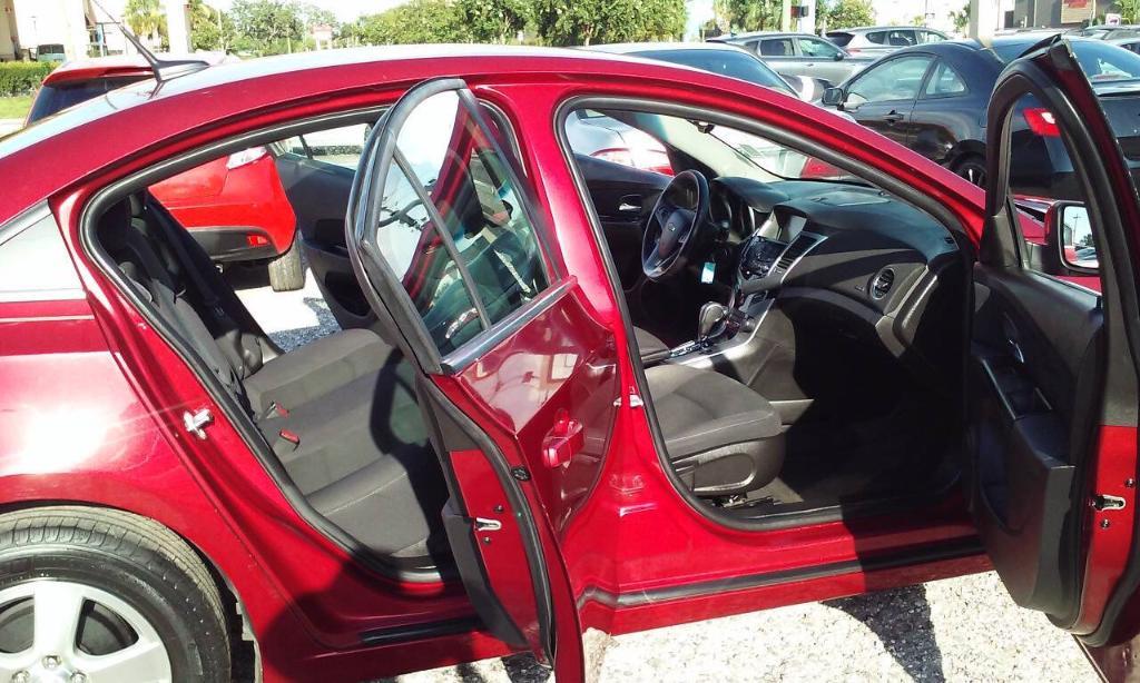 used 2013 Chevrolet Cruze car, priced at $4,588