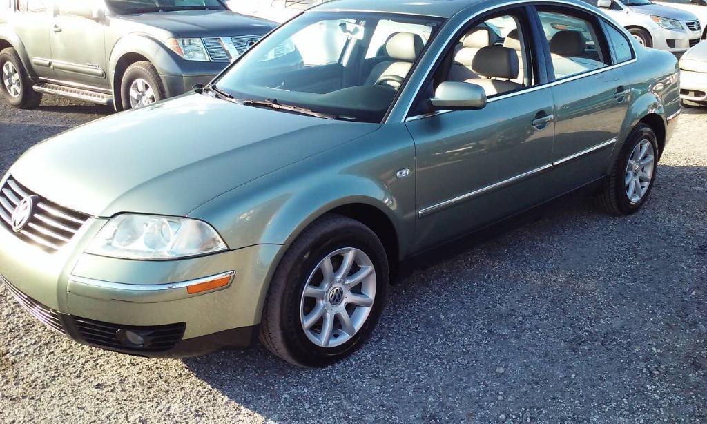 used 2004 Volkswagen Passat car, priced at $5,488