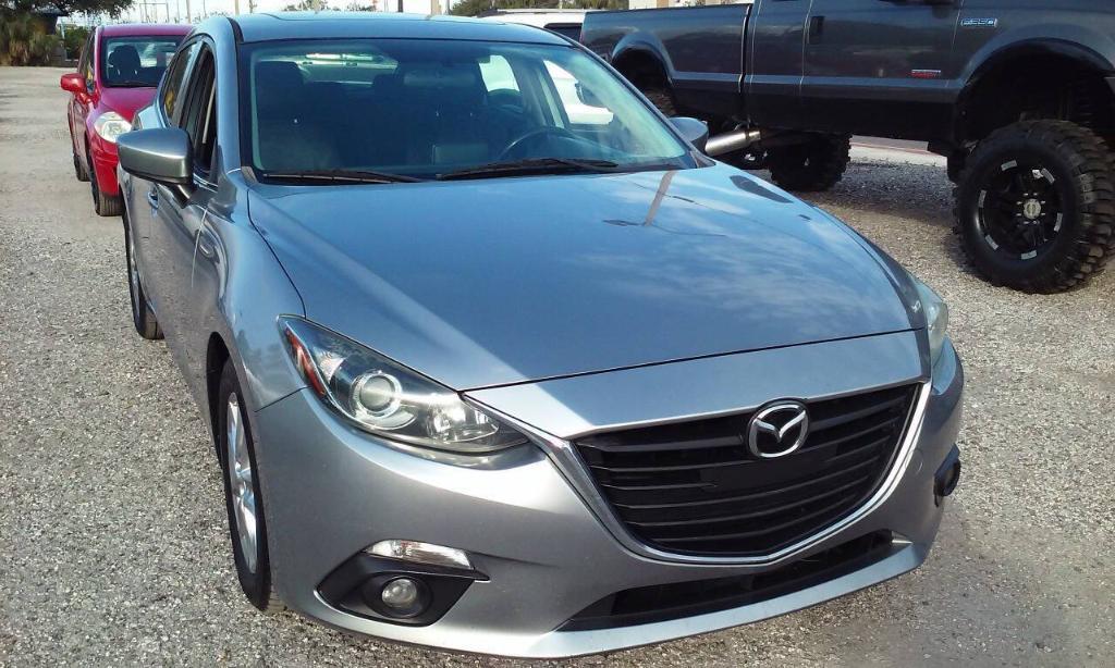 used 2015 Mazda Mazda3 car, priced at $5,888