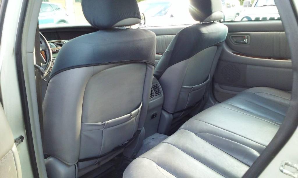 used 2001 Toyota Avalon car, priced at $2,288