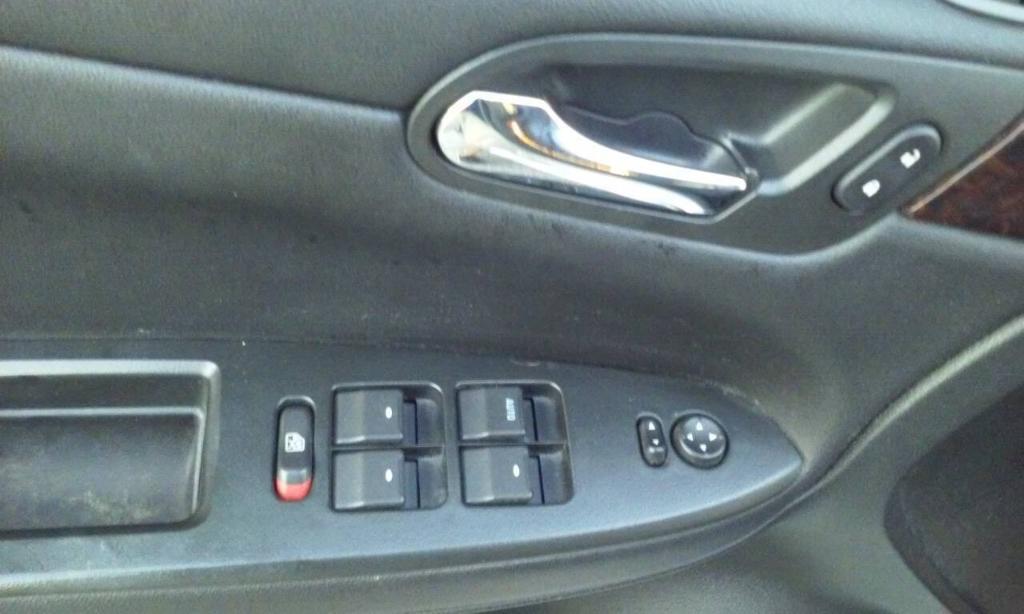 used 2013 Chevrolet Impala car, priced at $2,298