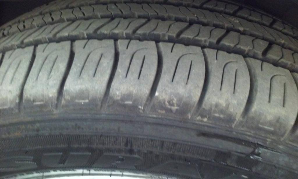 used 2013 Chevrolet Impala car, priced at $2,298