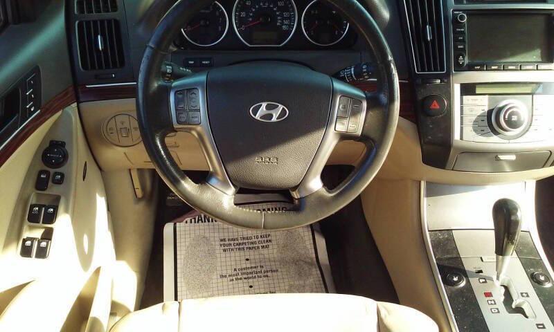 used 2010 Hyundai Veracruz car, priced at $3,388