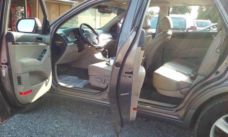 used 2010 Hyundai Veracruz car, priced at $3,388