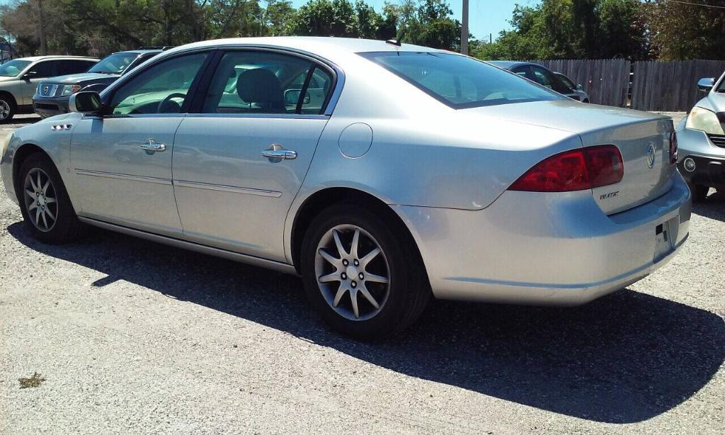 used 2006 Buick Lucerne car, priced at $3,588