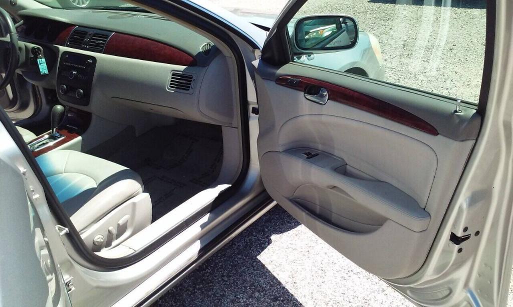 used 2006 Buick Lucerne car, priced at $3,588