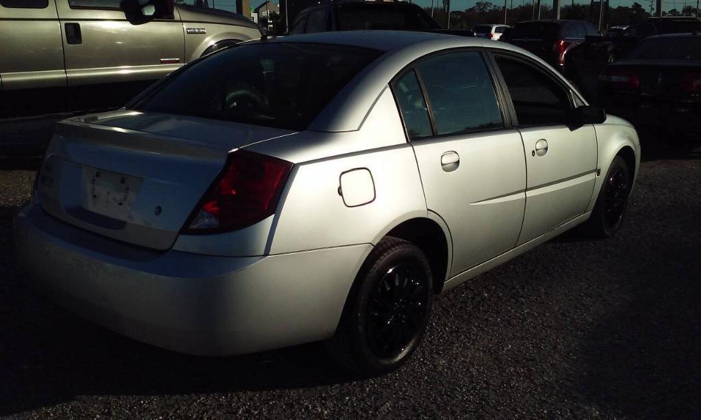 used 2007 Saturn Ion car, priced at $3,588