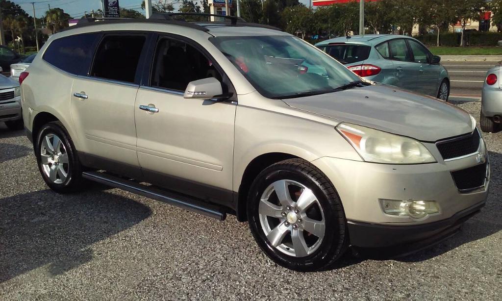 used 2011 Chevrolet Traverse car, priced at $3,388