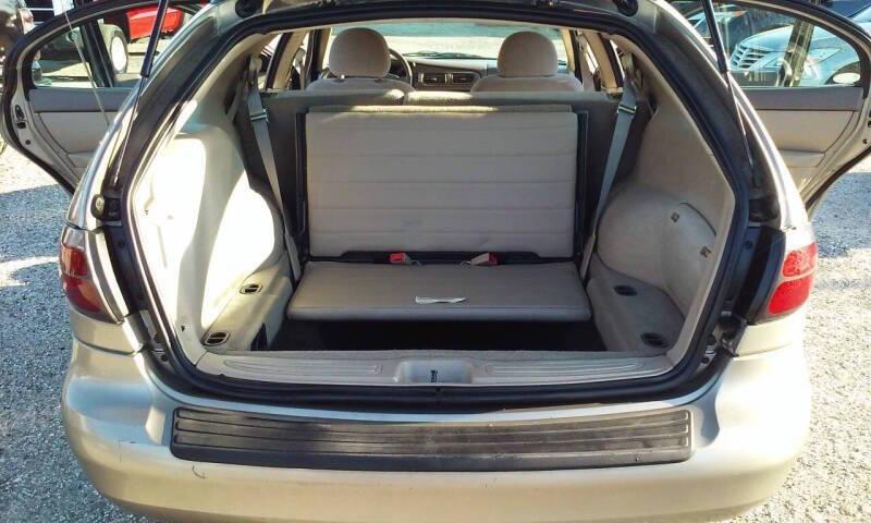 used 2005 Ford Taurus car, priced at $3,588