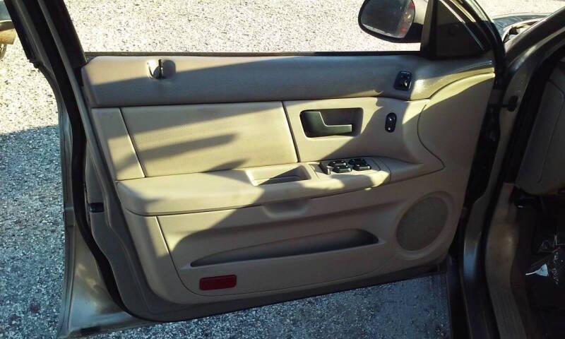 used 2005 Ford Taurus car, priced at $3,588