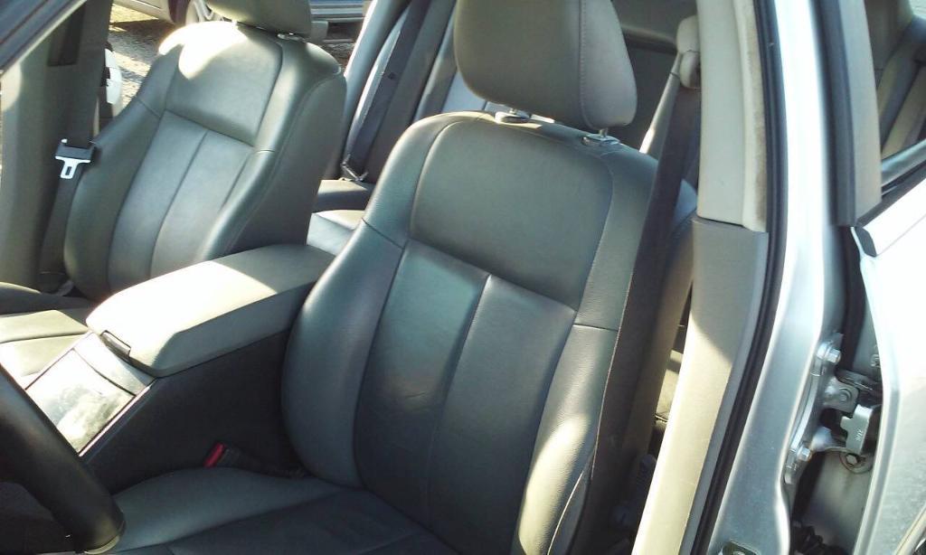 used 2005 Chrysler 300 car, priced at $3,588