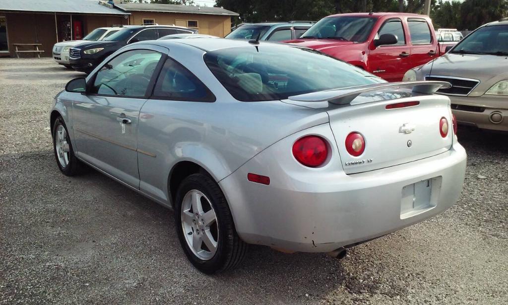 used 2008 Chevrolet Cobalt car, priced at $2,188