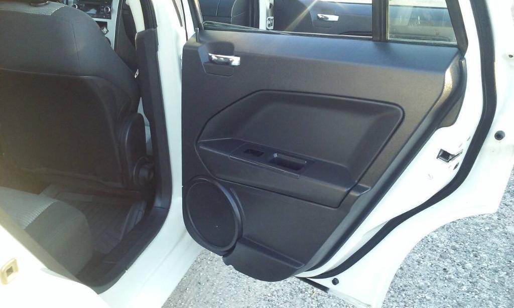 used 2009 Dodge Caliber car, priced at $1,988