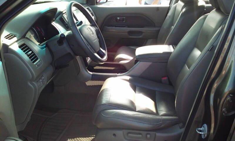 used 2006 Honda Pilot car, priced at $2,998