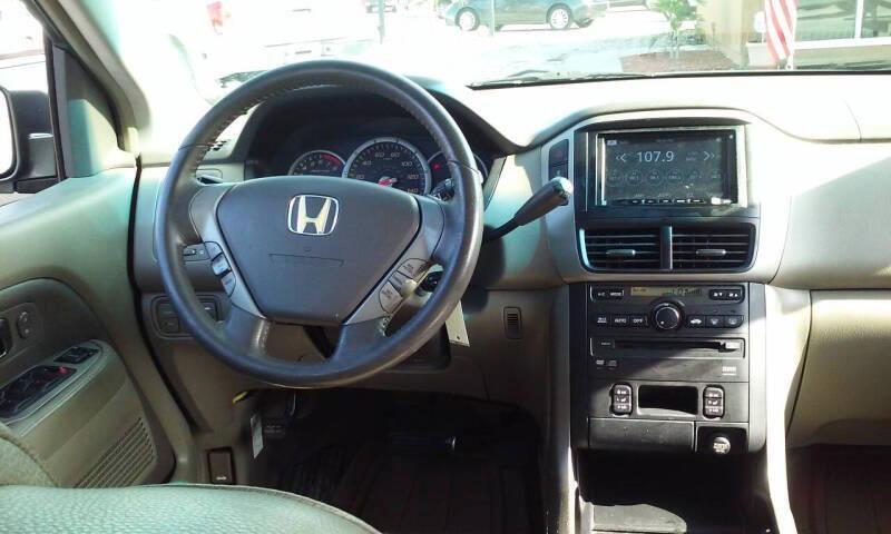 used 2006 Honda Pilot car, priced at $2,998