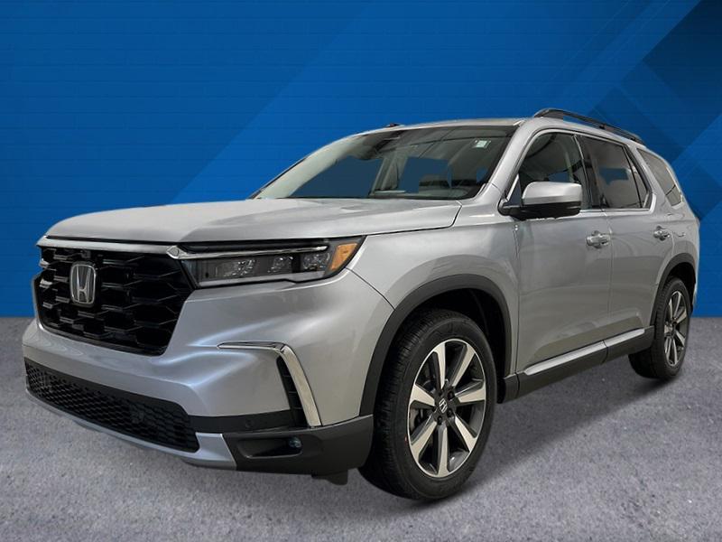 new 2025 Honda Pilot car, priced at $54,575