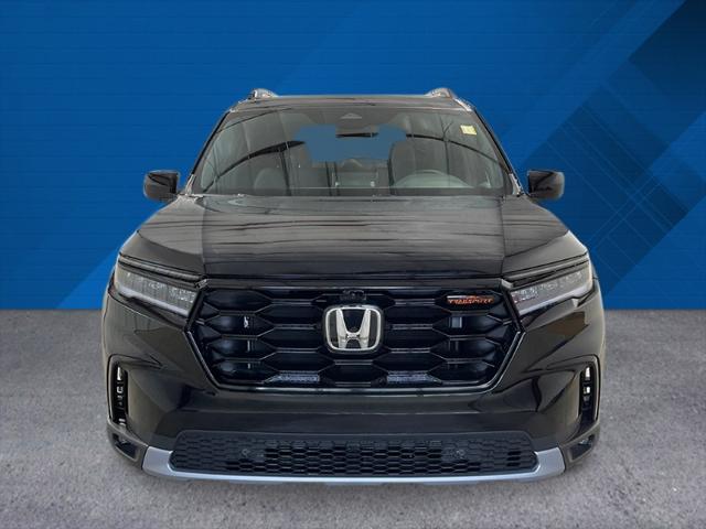 new 2025 Honda Pilot car, priced at $50,850