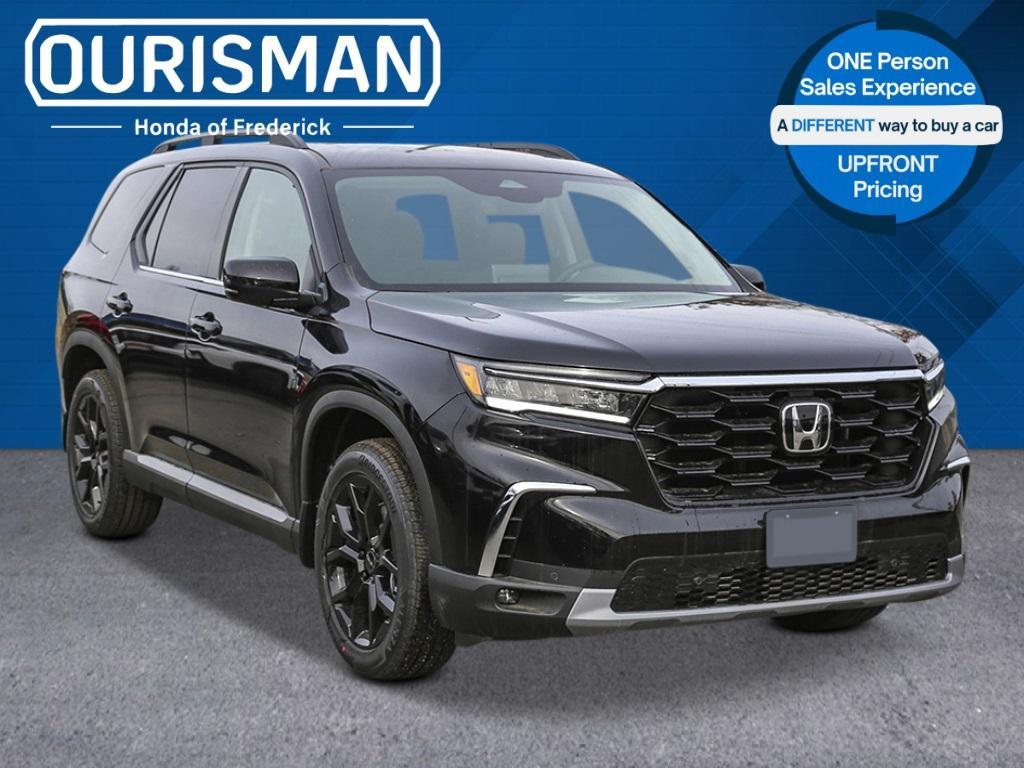 new 2025 Honda Pilot car, priced at $52,995