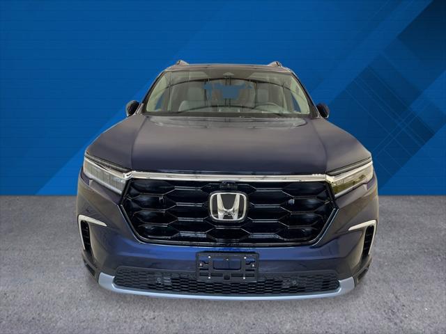 new 2025 Honda Pilot car, priced at $54,530