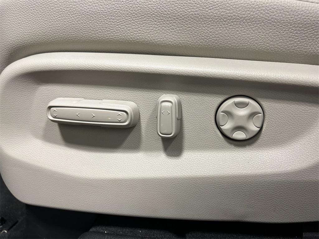 new 2026 Honda Odyssey car, priced at $44,290