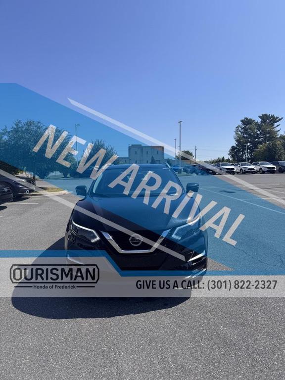 used 2021 Nissan Rogue Sport car, priced at $18,990