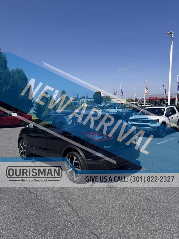 used 2021 Nissan Rogue Sport car, priced at $18,990