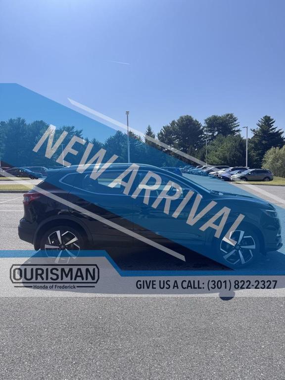 used 2021 Nissan Rogue Sport car, priced at $18,990