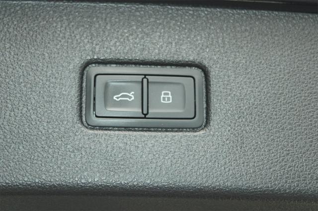 used 2021 Audi Q7 car, priced at $38,890