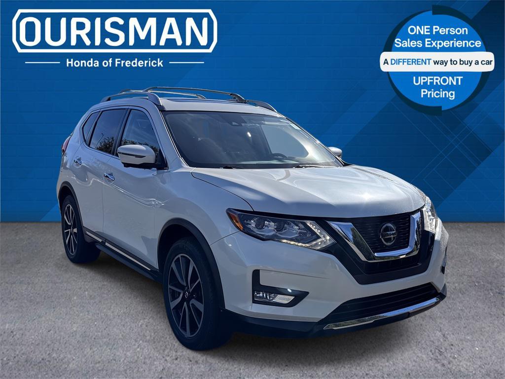 used 2018 Nissan Rogue car, priced at $15,890