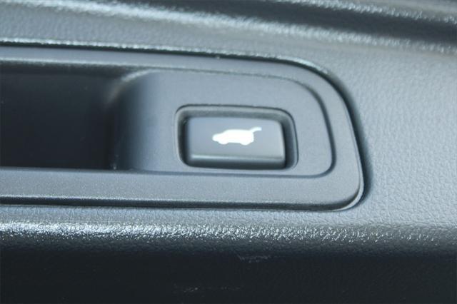 used 2022 Honda Pilot car, priced at $33,590