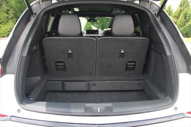 used 2022 Acura MDX car, priced at $42,390