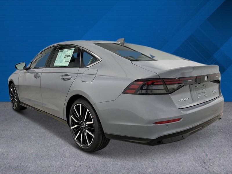 new 2025 Honda Accord Hybrid car, priced at $40,905
