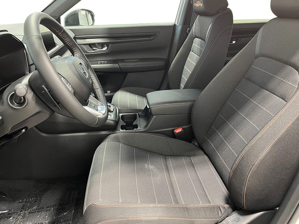 new 2026 Honda CR-V Hybrid car, priced at $40,650