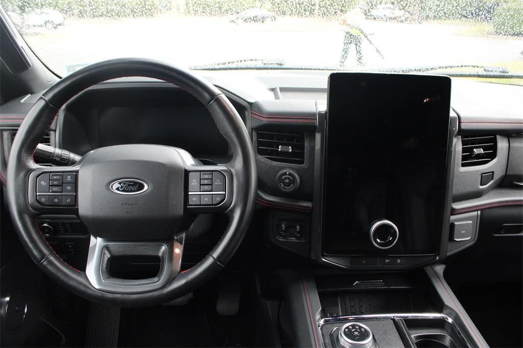 used 2022 Ford Expedition Max car, priced at $33,900